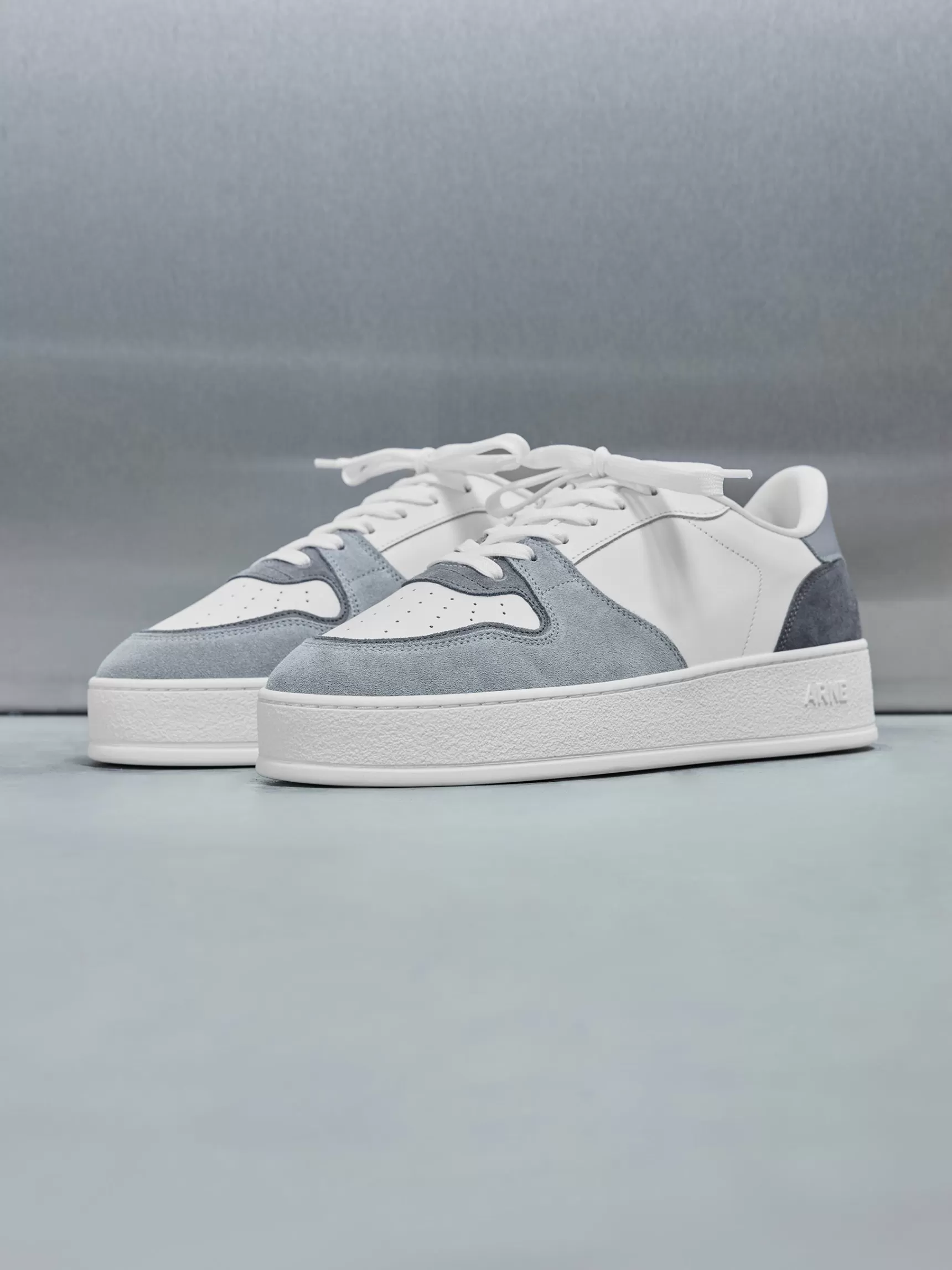 Clearance ARNE Arena Trainer - White Grey WhiteGrey