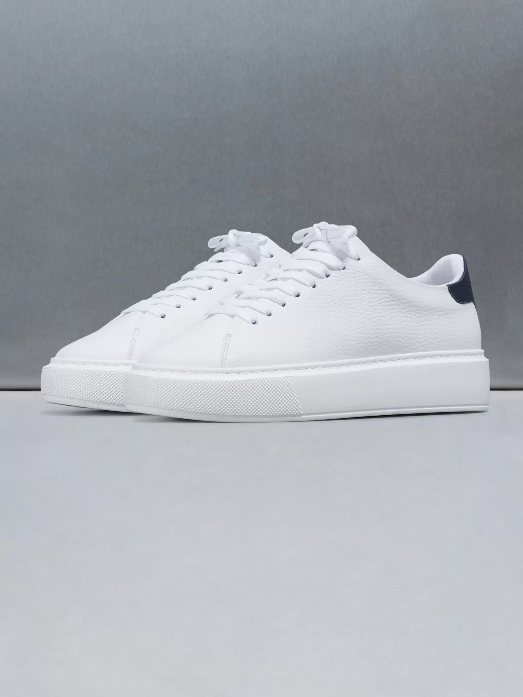 New ARNE Basic Essential Leather Trainer - White Navy WhiteNavy