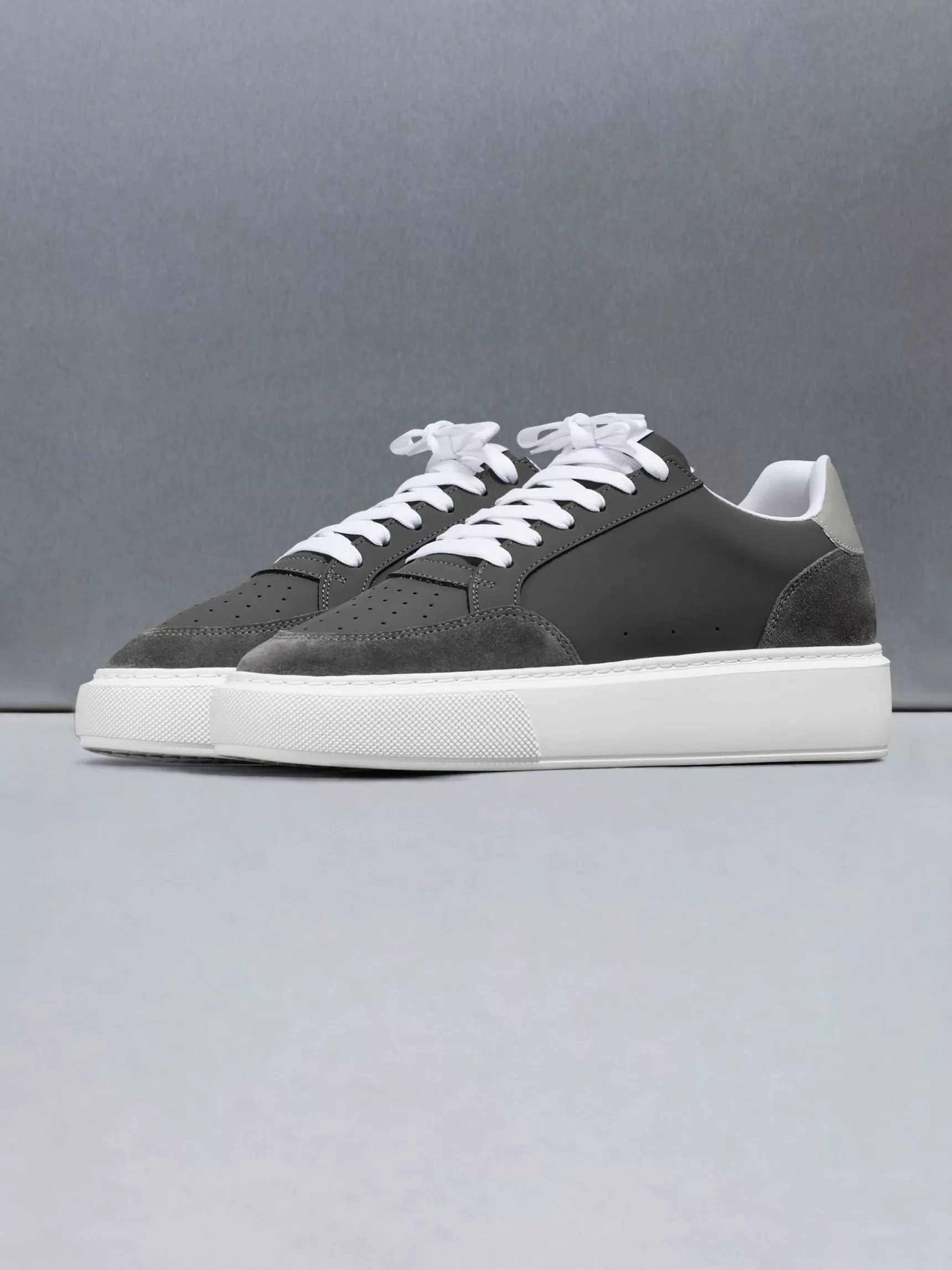 Best Sale ARNE Court Trainer 2.0 - Charcoal