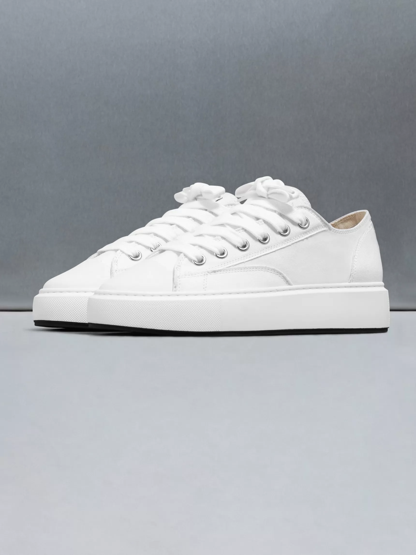 Online ARNE Homerun - White