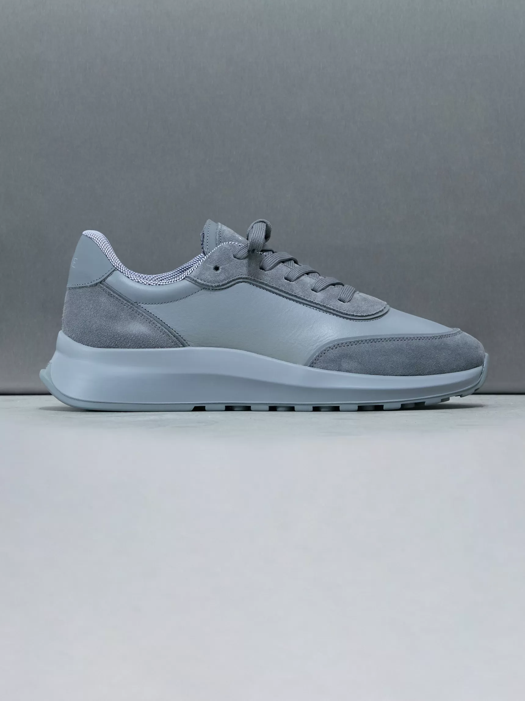 Outlet ARNE Low Runner - Triple Grey TripleGrey