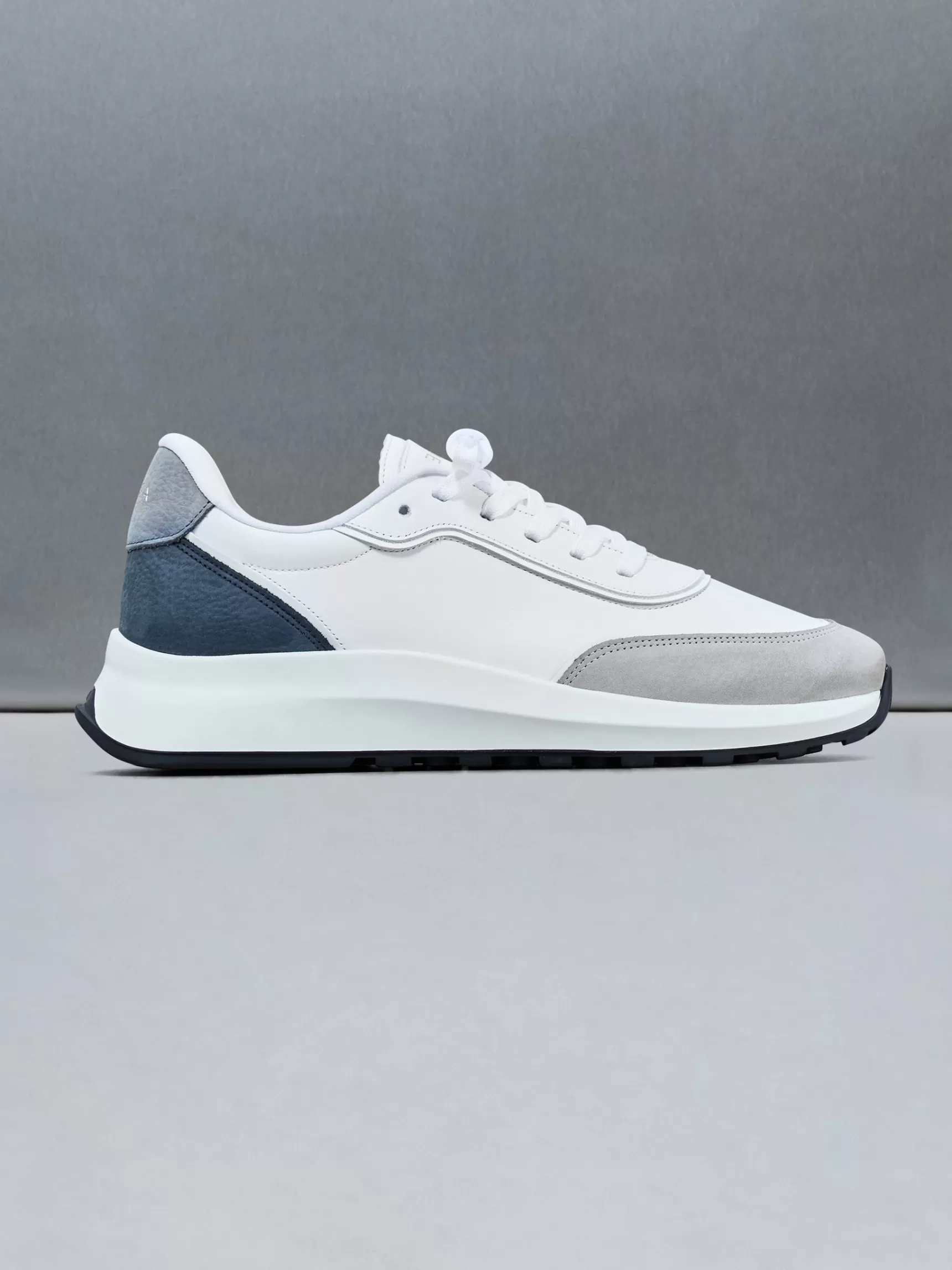 Store ARNE Low Runner - White Ocean WhiteOcean