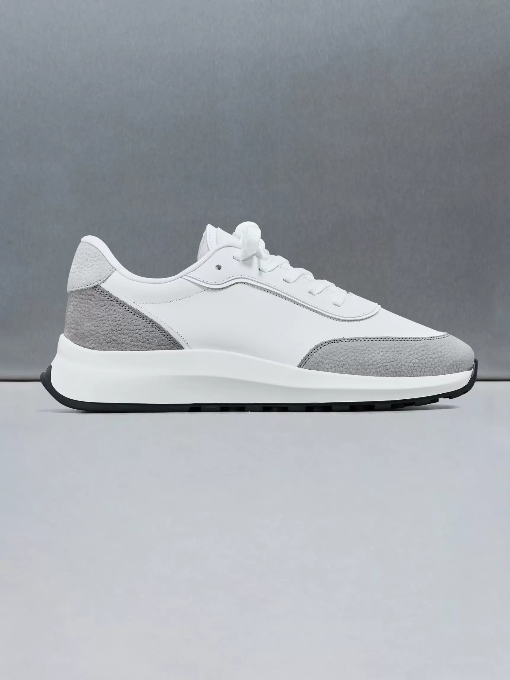 Shop ARNE Low Runner - White Slate Grey WhiteSlateGrey