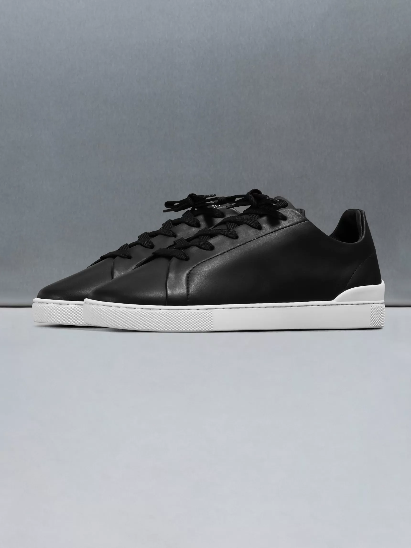 New ARNE Low Trainer Leather - Black