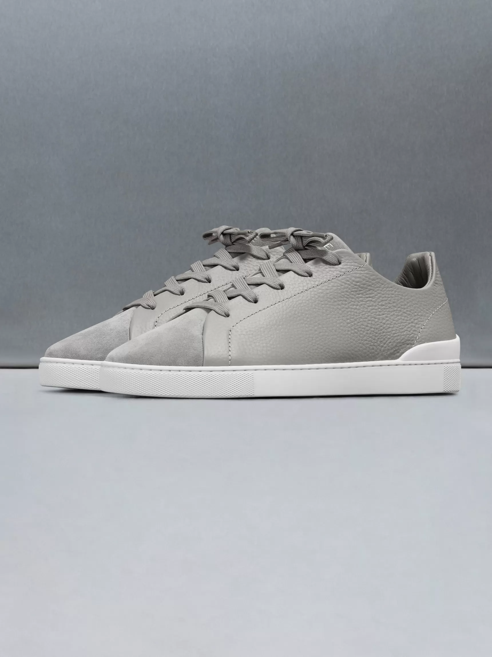 Store ARNE Low Trainer Tumbled Leather - Stone