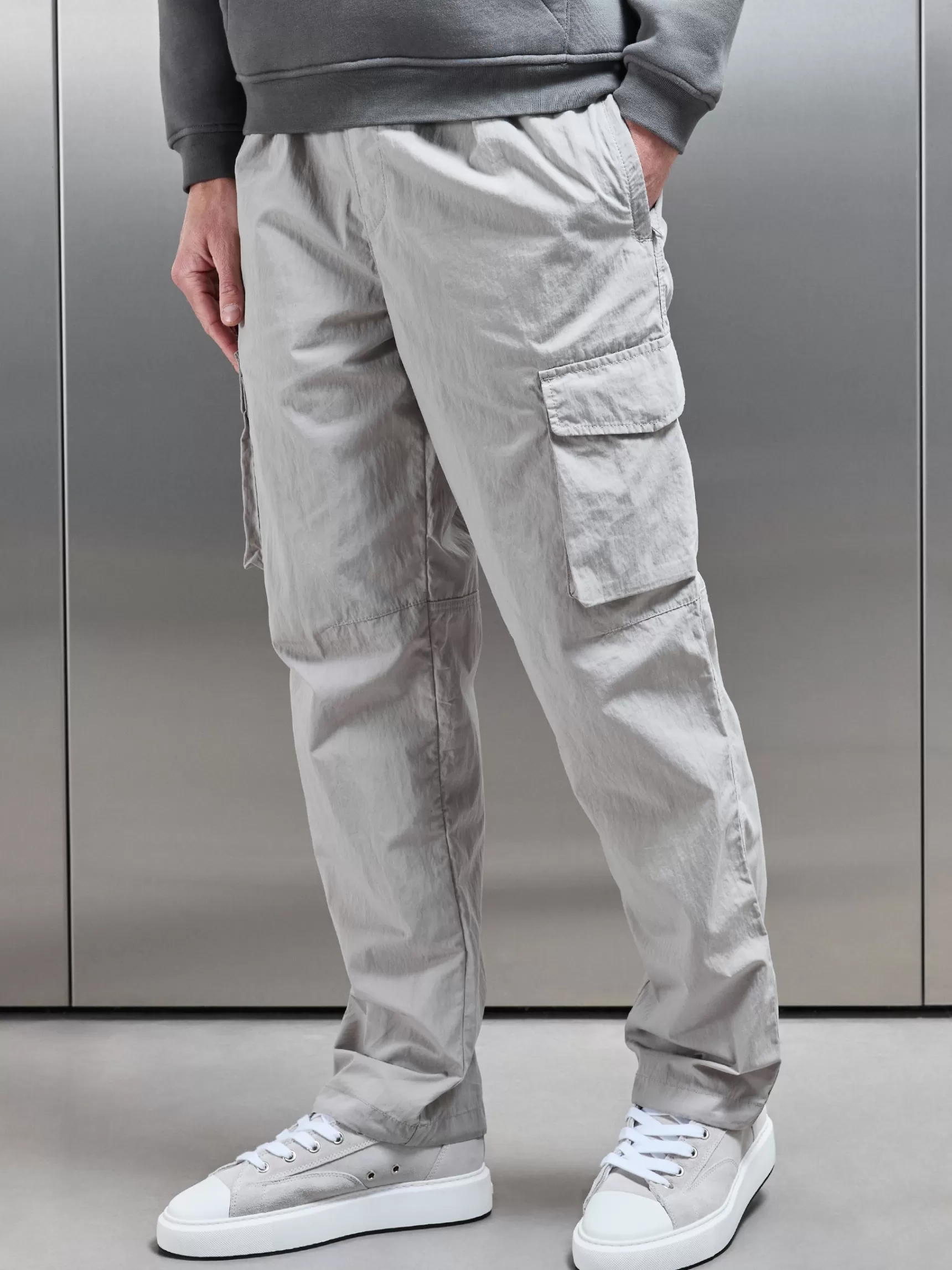 Store ARNE Parachute Cargo Pant - Stone