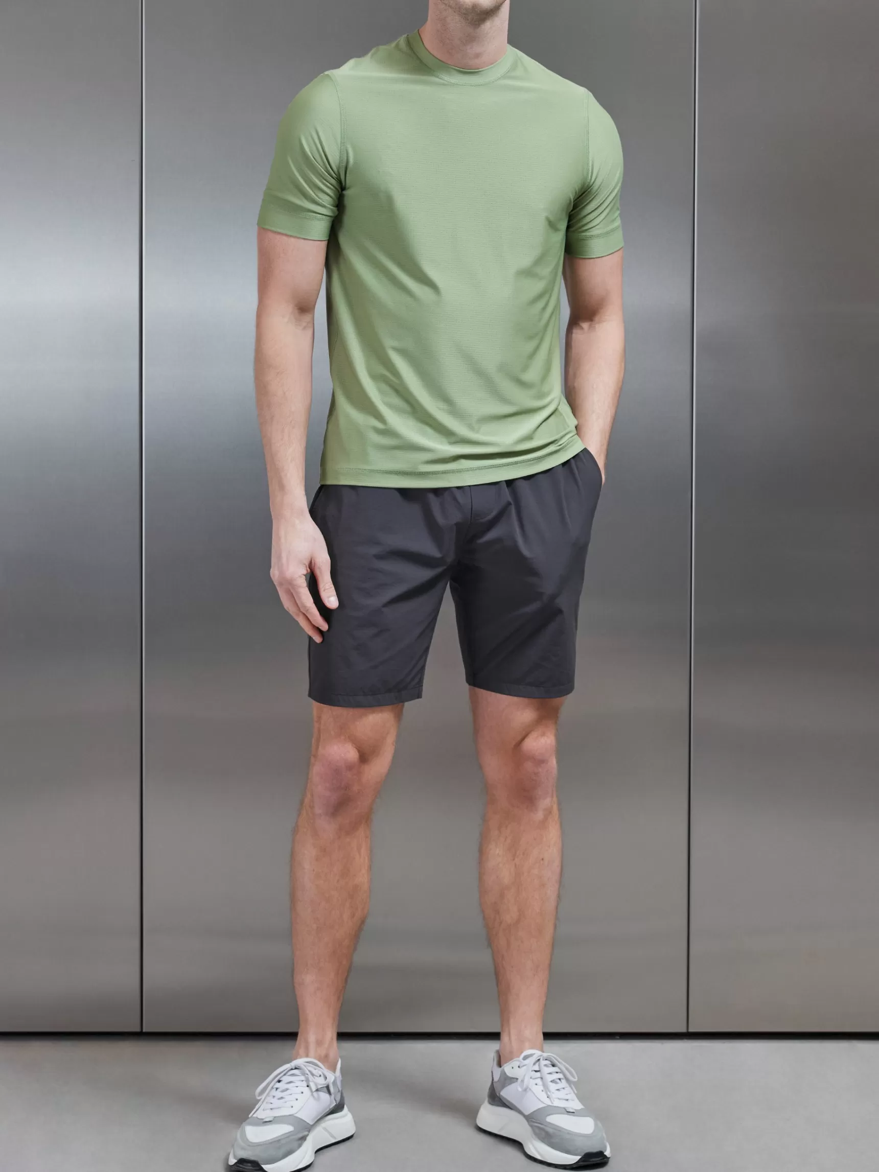 Clearance ARNE Performance T-Shirt - Olive