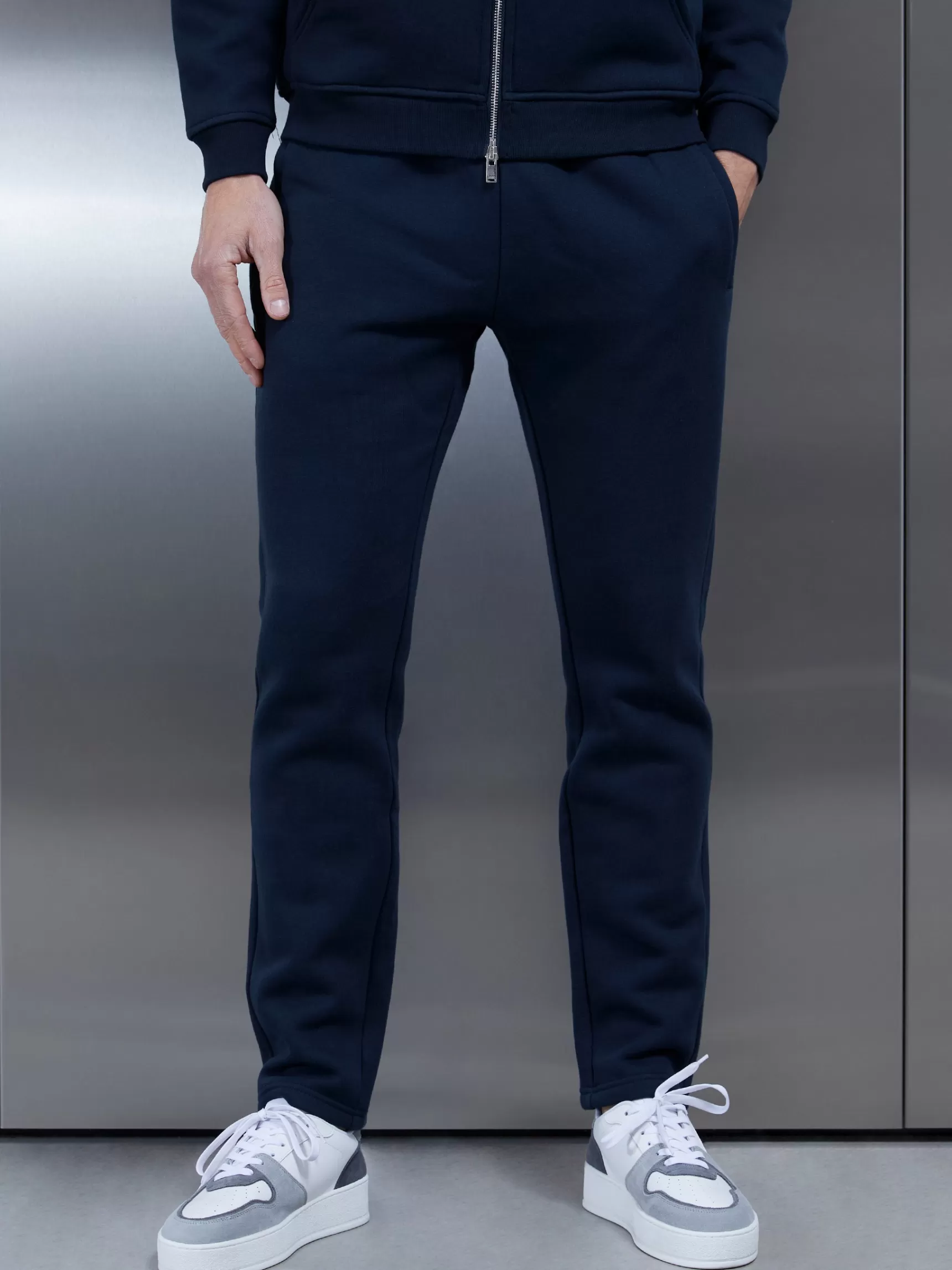 Sale ARNE Relaxed Fit Tapered Leg Jogger - Navy