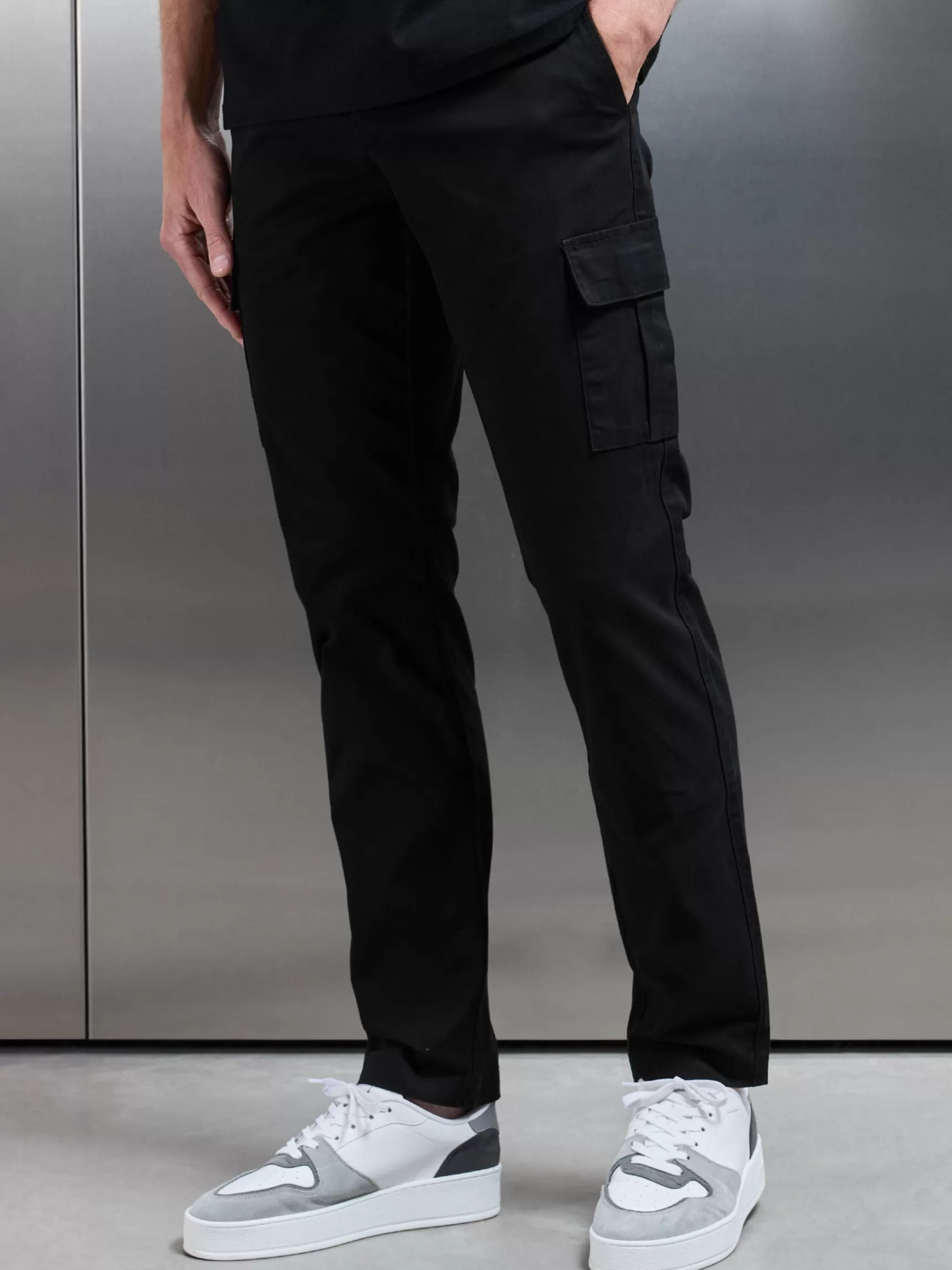 Outlet ARNE Smart Relaxed Cotton Cargo Pant - Black