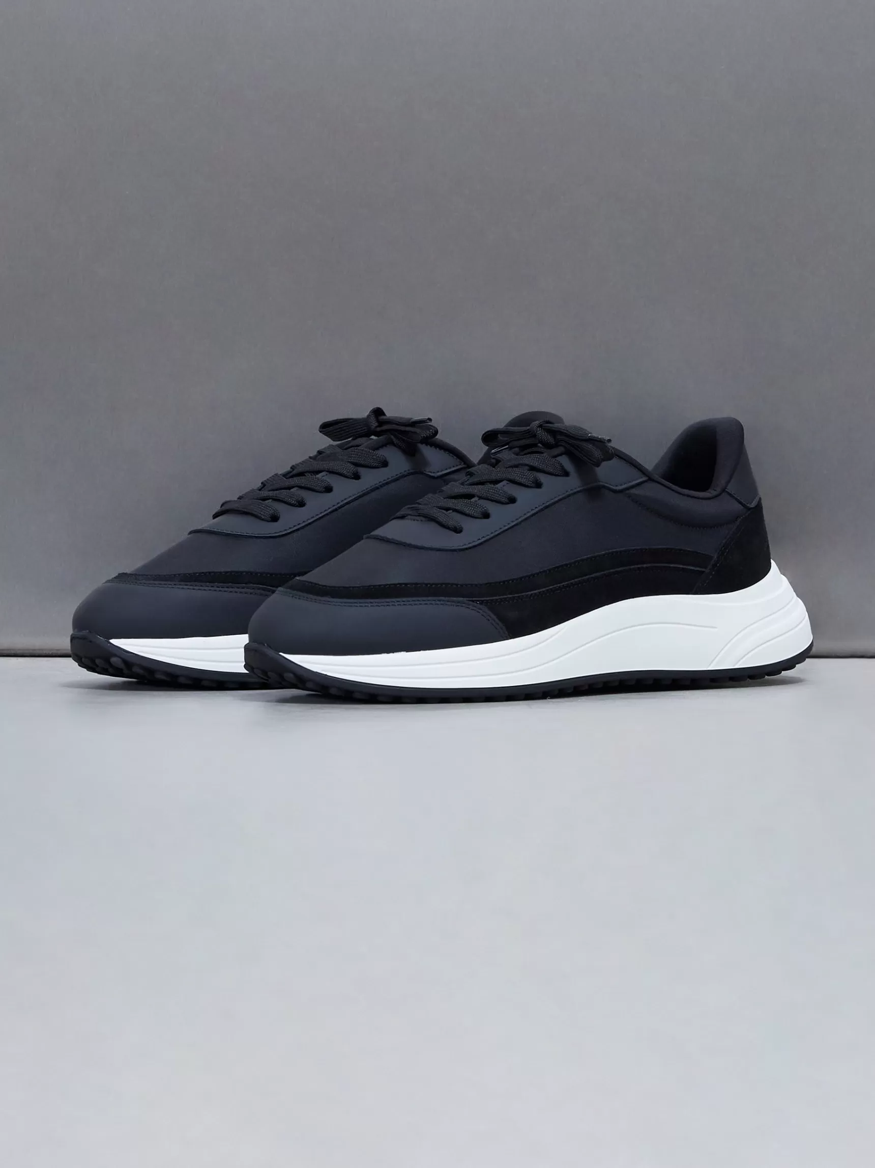 Clearance ARNE Wave Runner - Black