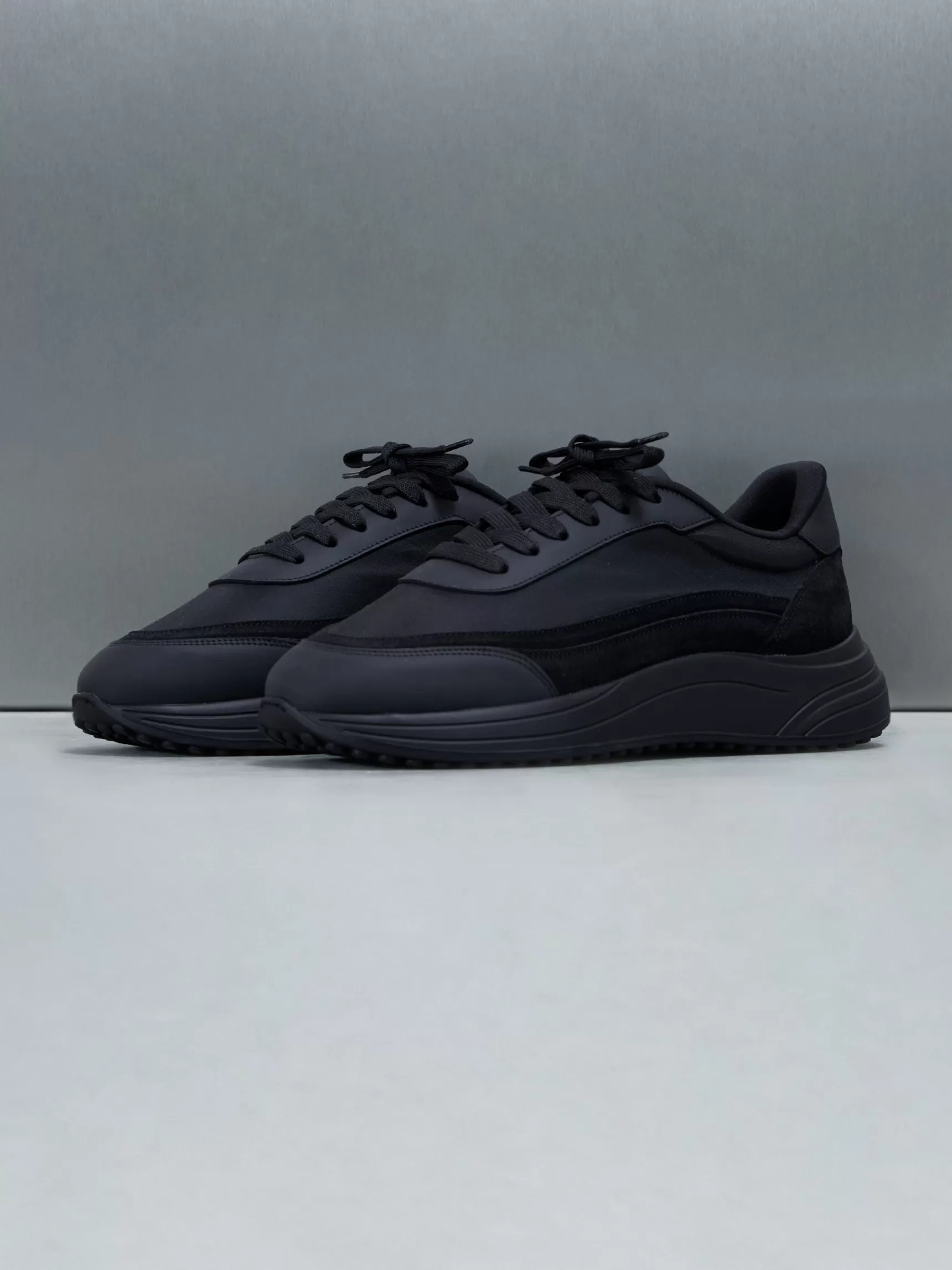 Cheap ARNE Wave Runner - Triple Black TripleBlack