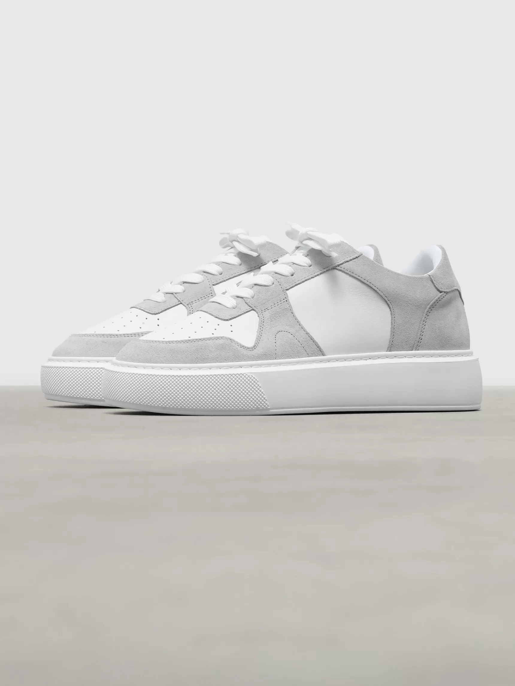 Cheap ARNE Womens Court Trainer - White Mid Grey WhiteMidGrey