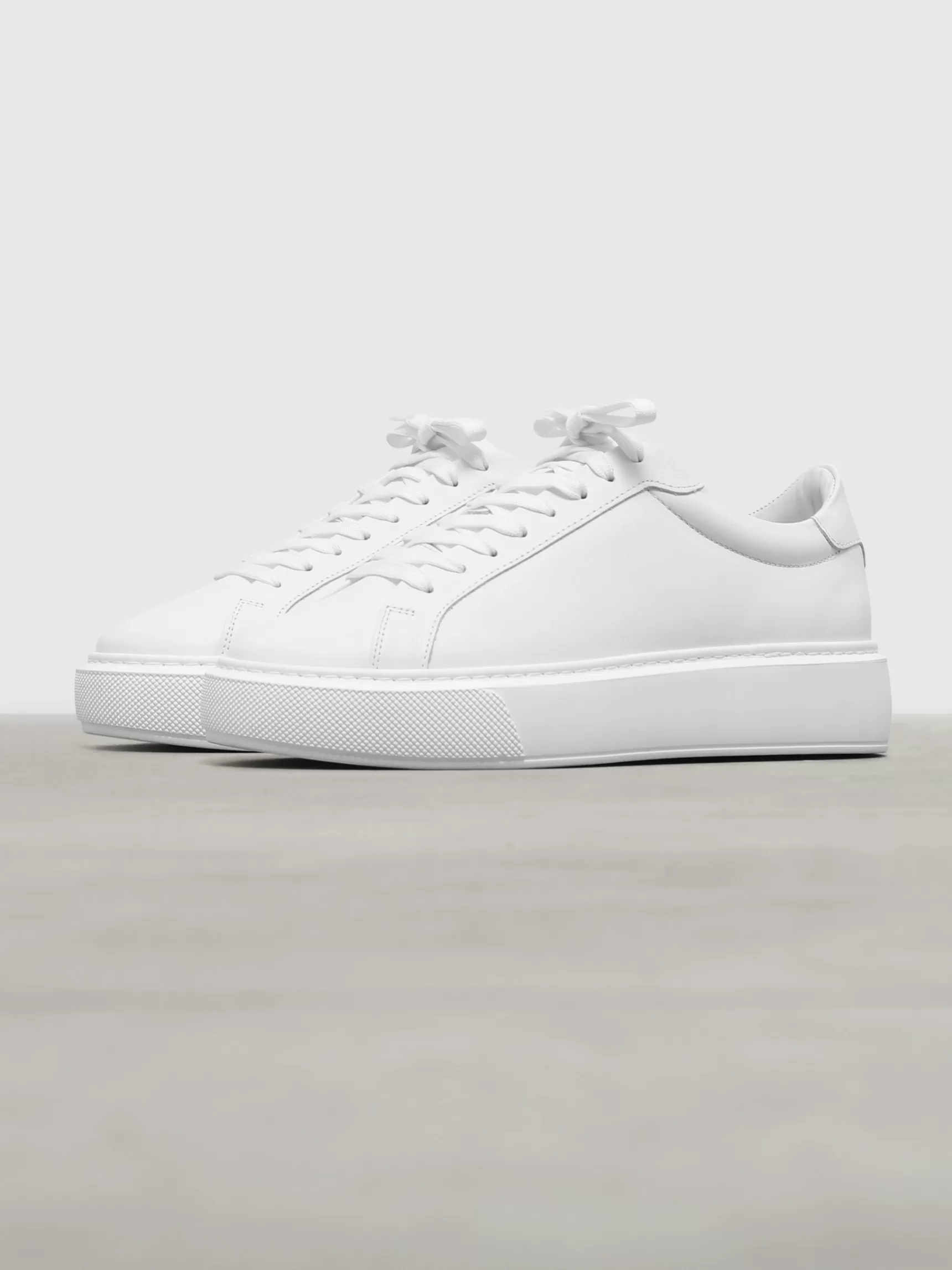 Shop ARNE Womens Essential Leather Trainer - White